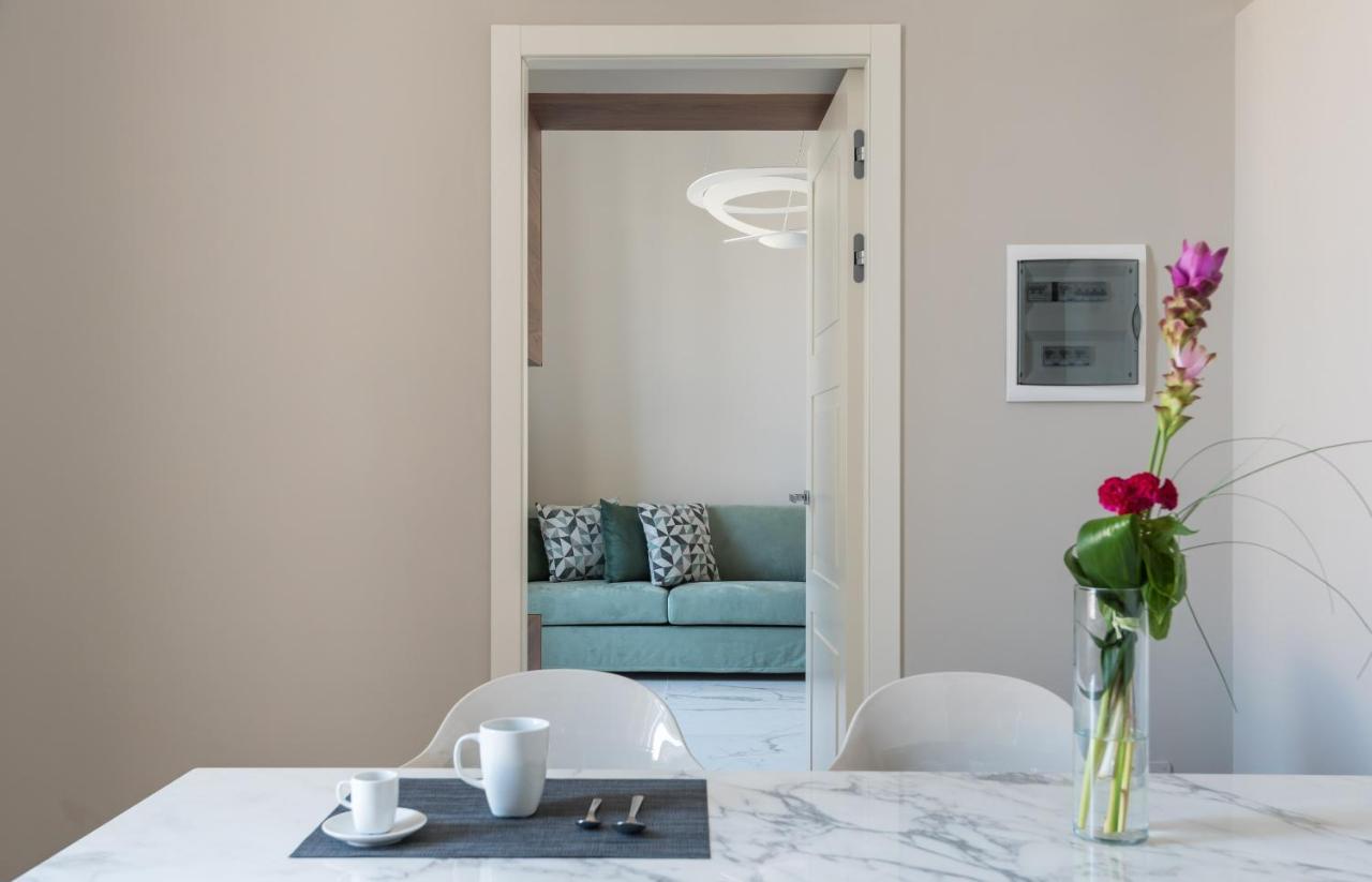 Riva Apartments By Wonderful Italy Сиракузы Экстерьер фото